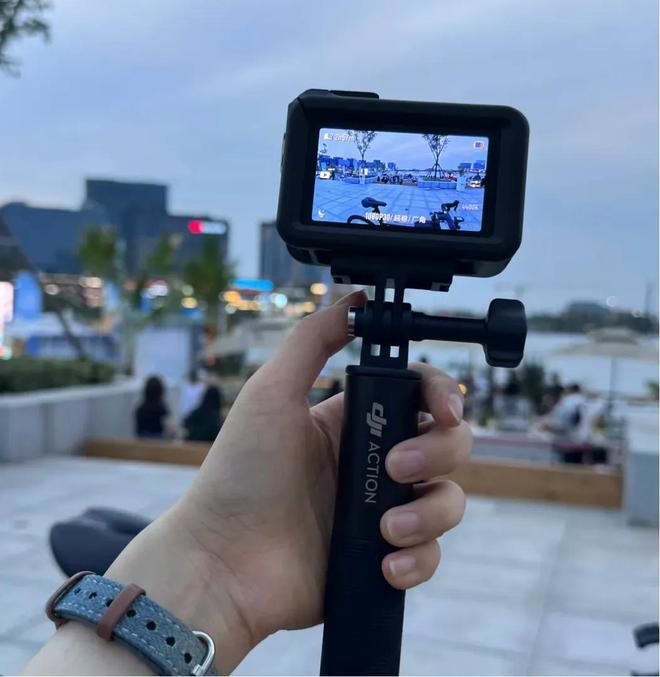 人靠“租”爆改十一假期新葡京博彩抠门的年轻(图16)