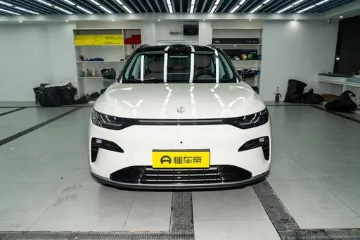 km续航+810马力家用实力派！新葡京20万级SUV推荐：640(图3)